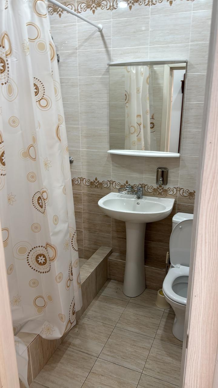 Гостиница 7